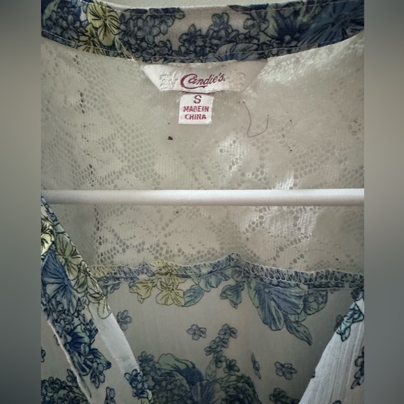 Candies tie bottom tank top blouse with blue and yellow flowers. - Picture 3 of 5